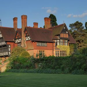 Best Western Plus Grim'S Dyke Hotel